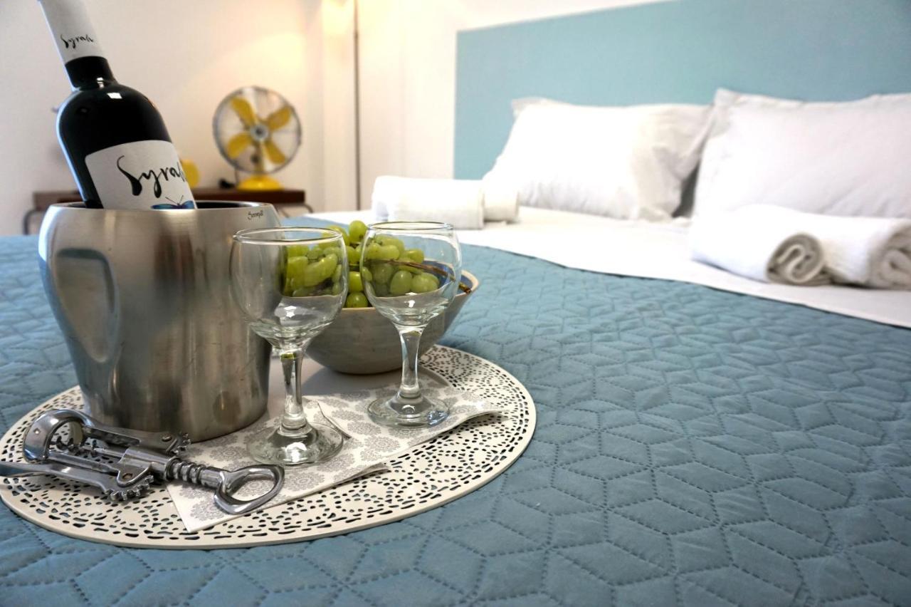 Piraeus Bright Apt Екстериор снимка